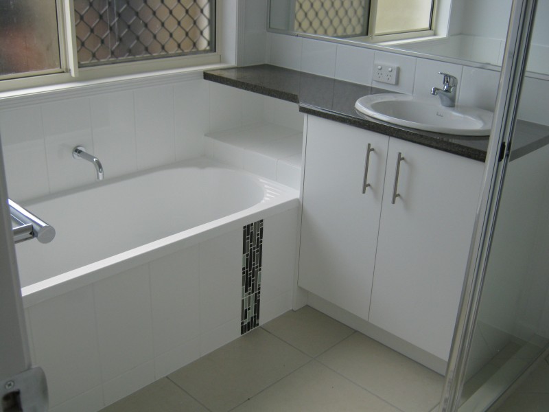 Point Vernon QLD 4655