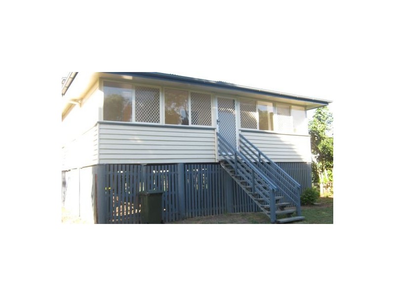 110 CYPRESS STREET, Torquay QLD 4655