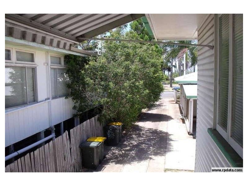 400 Esplanade, Torquay QLD 4655