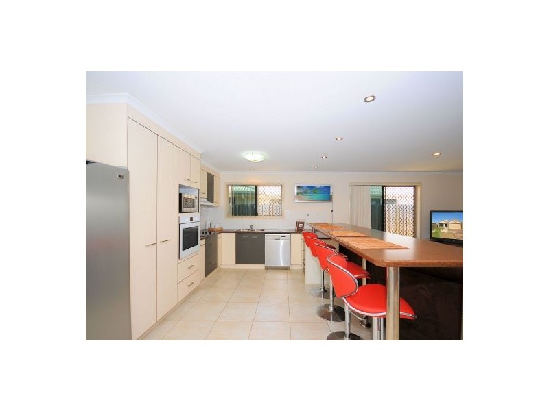 20 Earl St Vincent CCT, Eli Waters QLD 4655