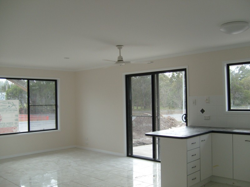 1/117 Urangan St, Urangan QLD 4655