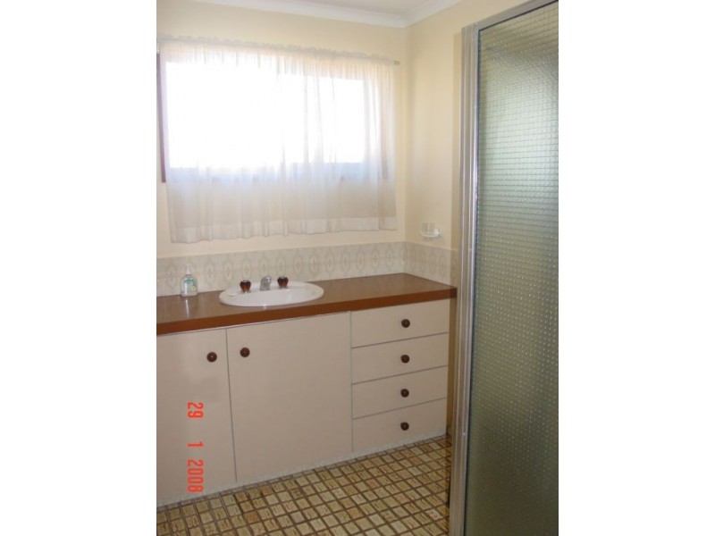1 / 318 Esplanade, Scarness QLD 4655