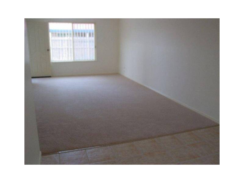 1 / 112 Bideford Street, Torquay QLD 4655