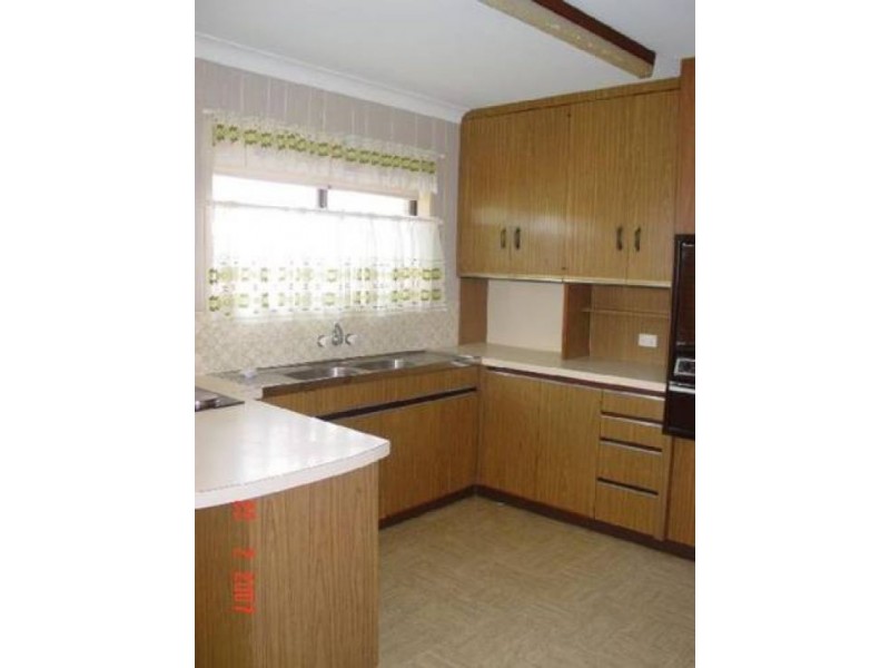 20 Dover Street, Pialba QLD 4655