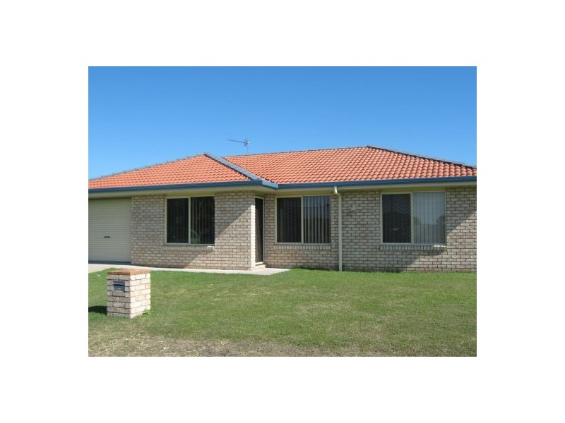 2 Pialba Downs Drive, Eli Waters QLD 4655