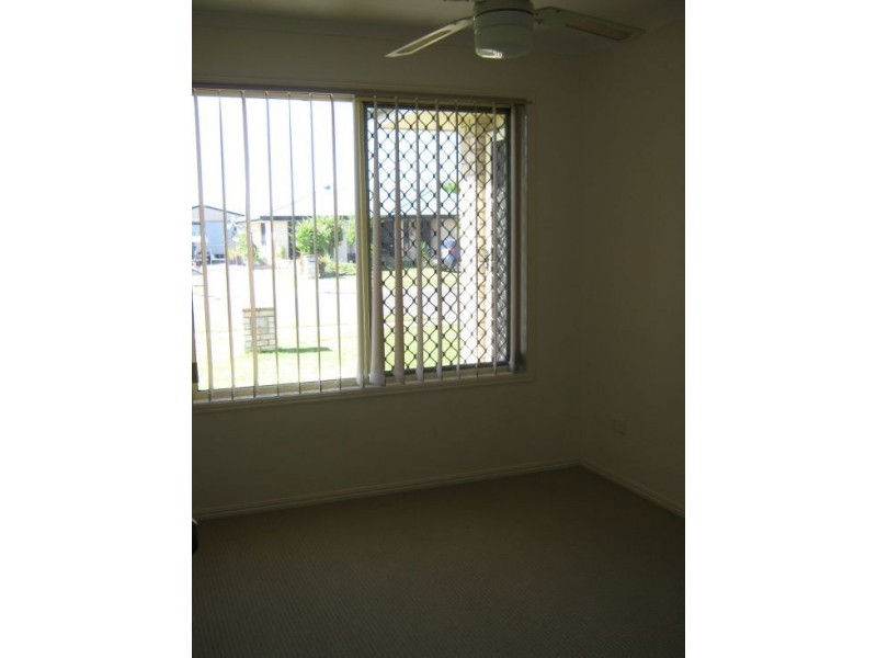 2 Pialba Downs Drive, Eli Waters QLD 4655