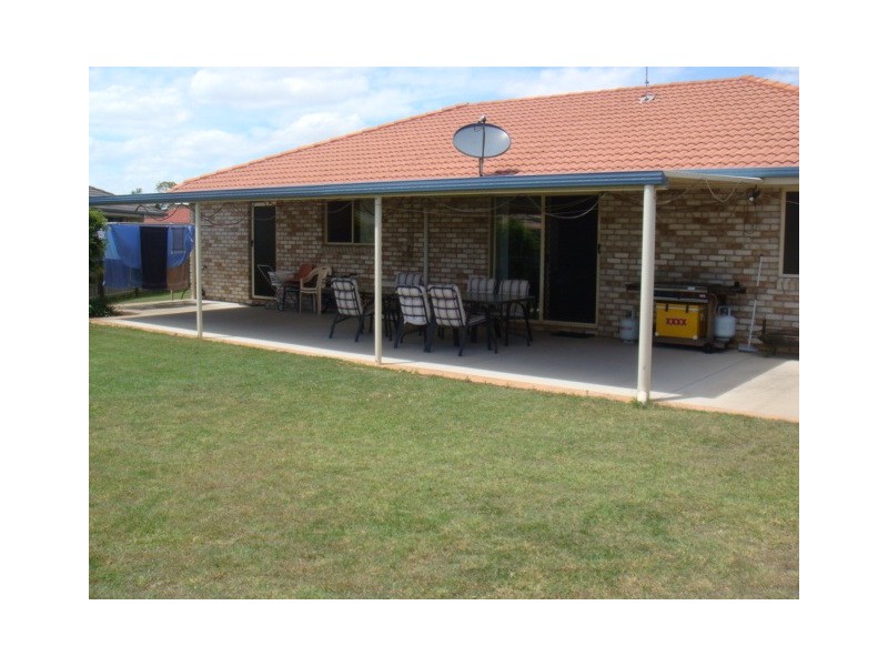 07 Pialba Downs Dr, Eli Waters QLD 4655