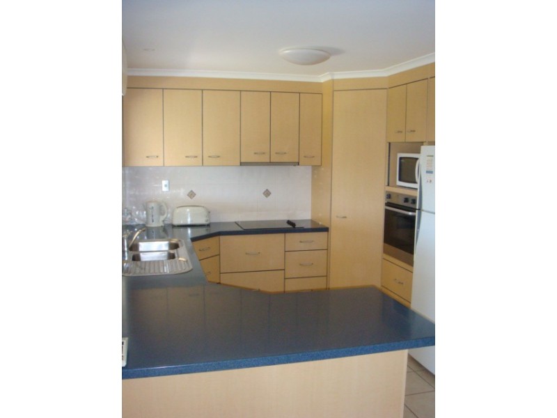 07 Pialba Downs Dr, Eli Waters QLD 4655