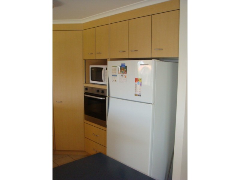 07 Pialba Downs Dr, Eli Waters QLD 4655