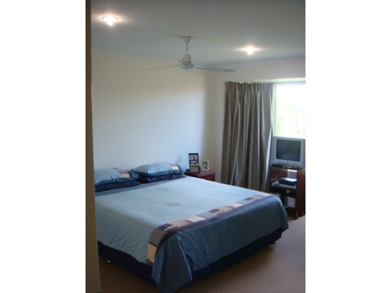 07 Pialba Downs Dr, Eli Waters QLD 4655