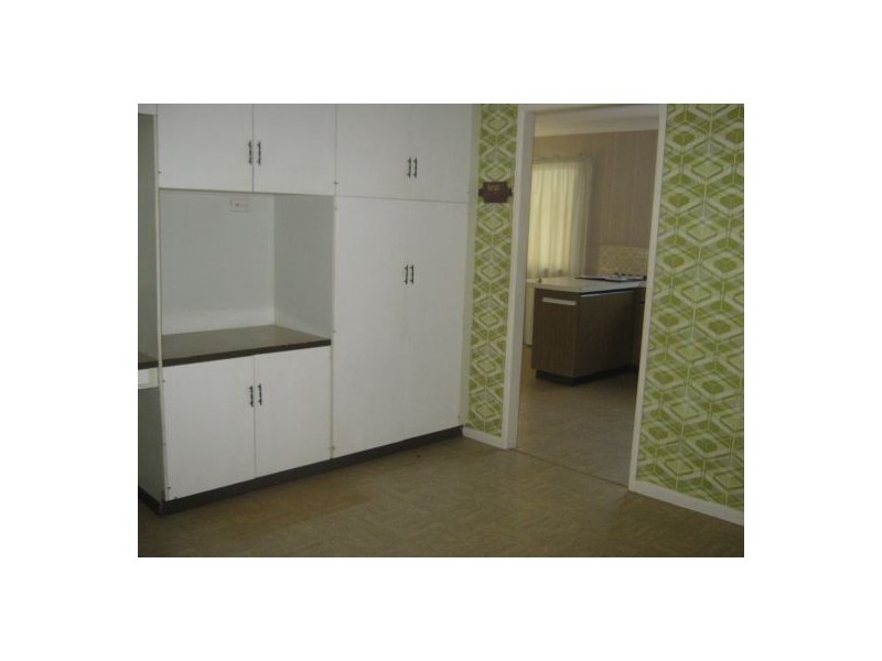 20 Dover, Pialba QLD 4655