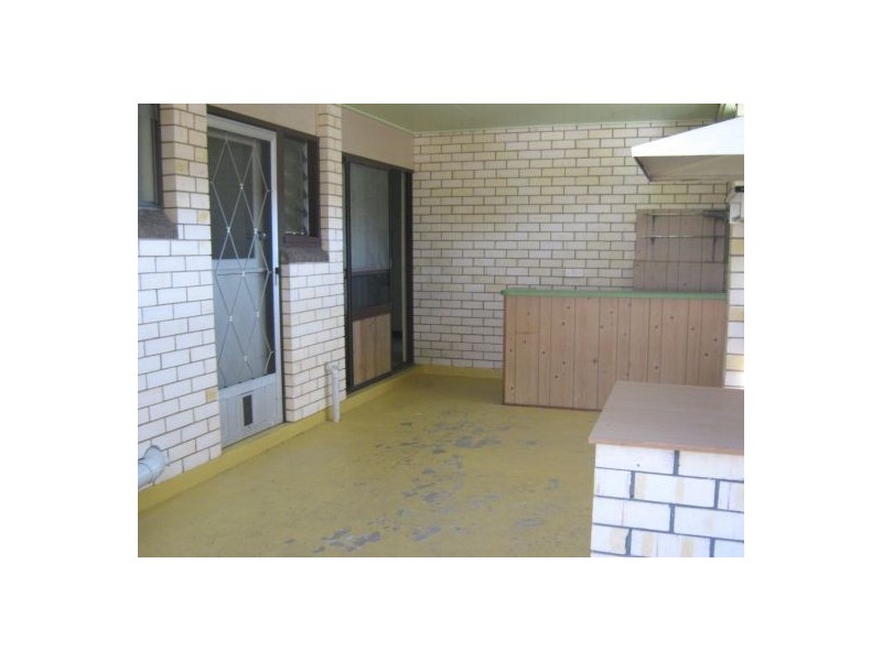20 Dover, Pialba QLD 4655