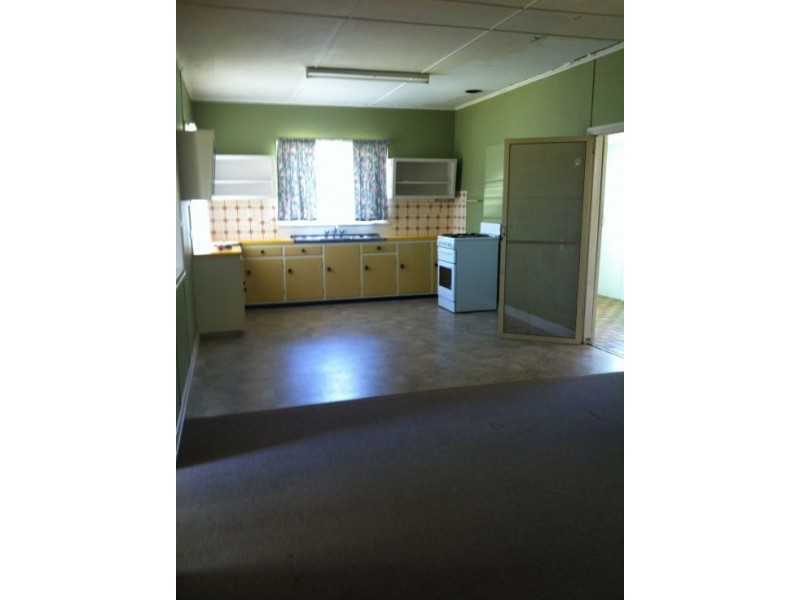 91 Torquay Road, Scarness QLD 4655