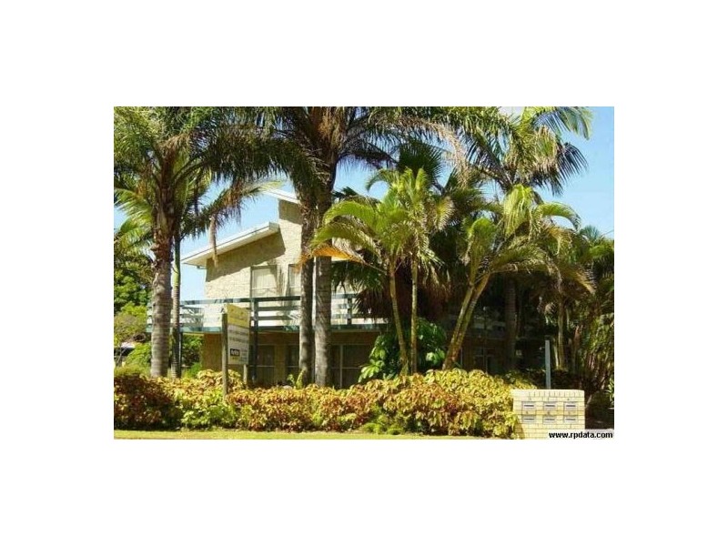 3 / 454  Esplanade, Torquay QLD 4655