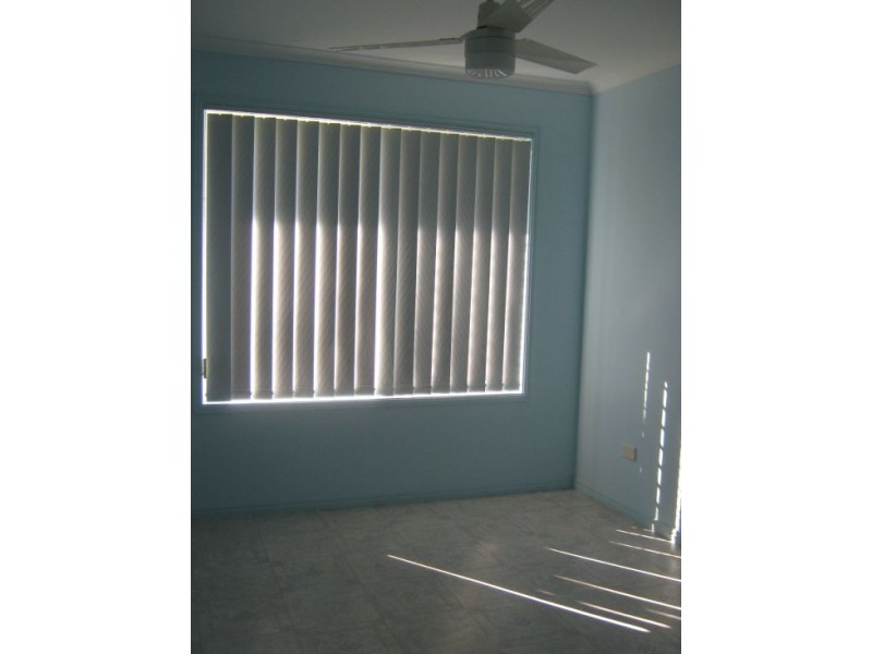 42 Murphy Street, Point Vernon QLD 4655