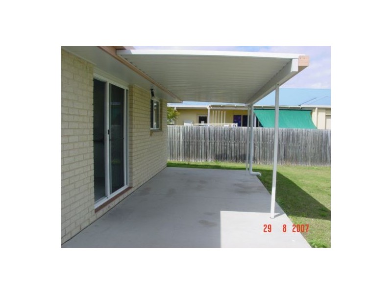 42 Murphy Street, Point Vernon QLD 4655