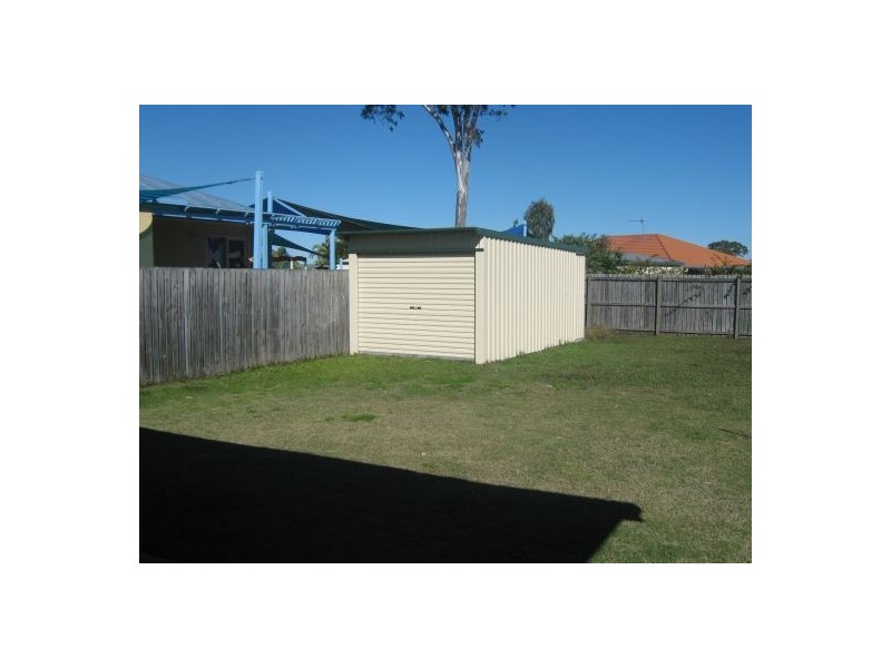 42 Murphy Street, Point Vernon QLD 4655