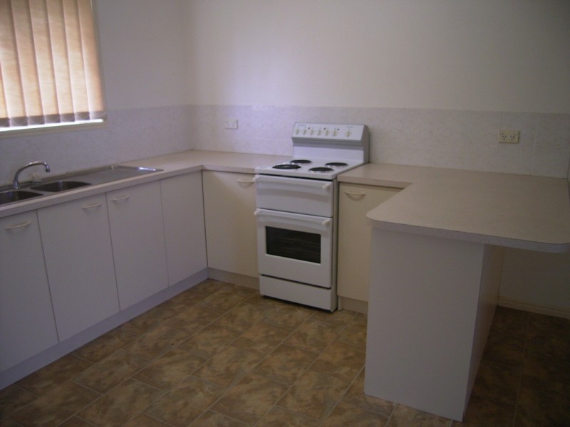 12 Koloi St, Scarness QLD 4655