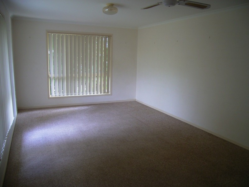 12 Koloi St, Scarness QLD 4655