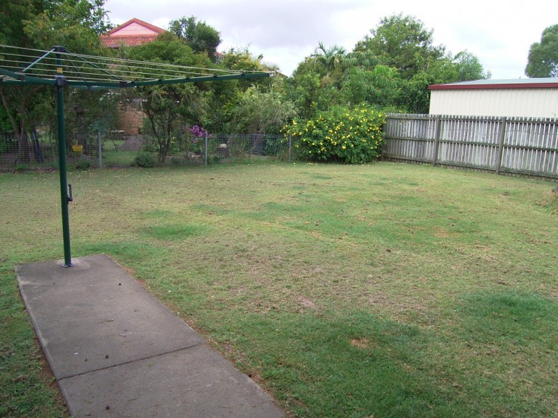 12 Koloi St, Scarness QLD 4655