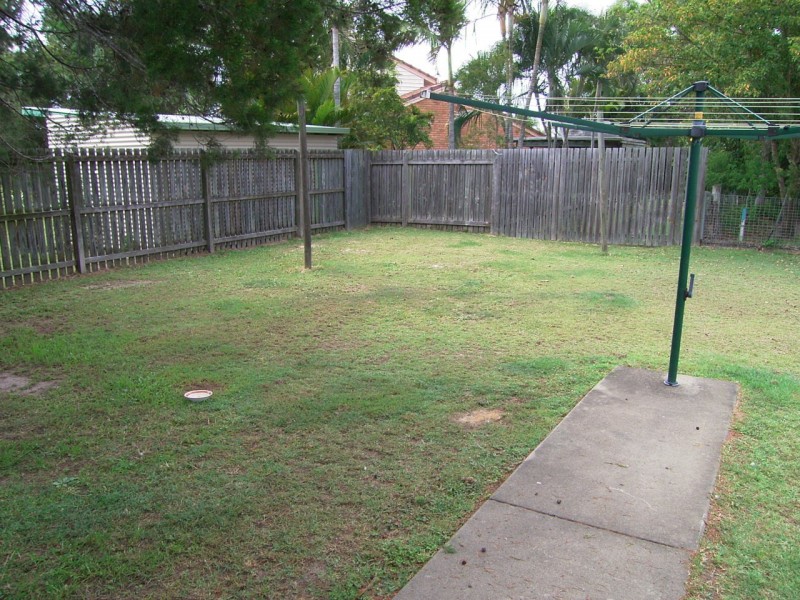 12 Koloi St, Scarness QLD 4655