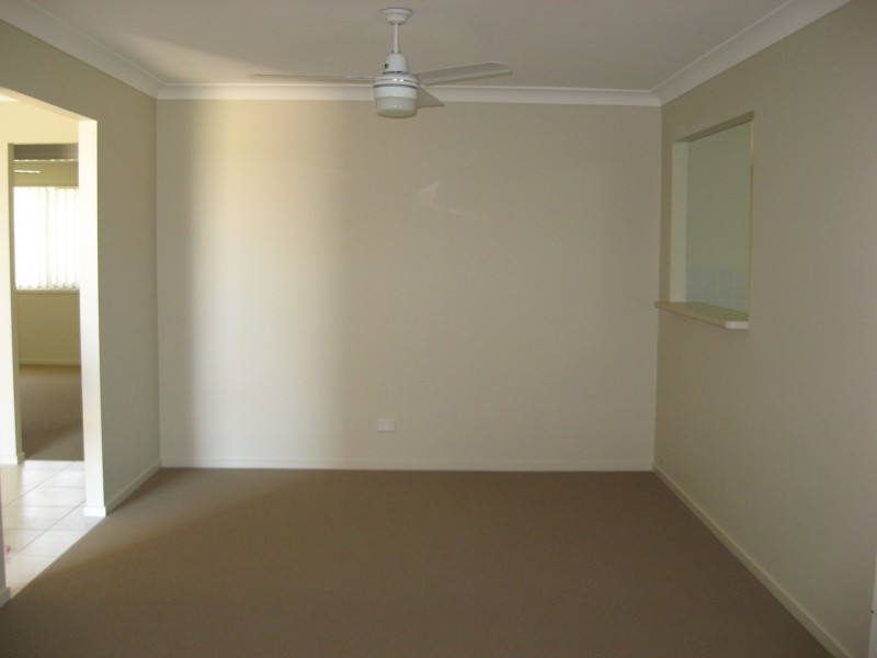 1 Peat Court, Wondunna QLD 4655