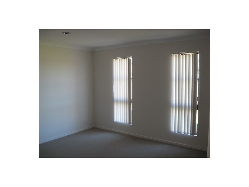 16 Bay Park Road, Wondunna QLD 4655