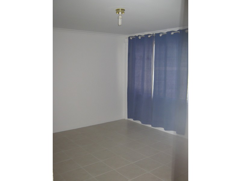 33A Murphy Street, Point Vernon QLD 4655