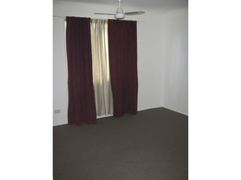 33B Murphy Street, Point Vernon QLD 4655