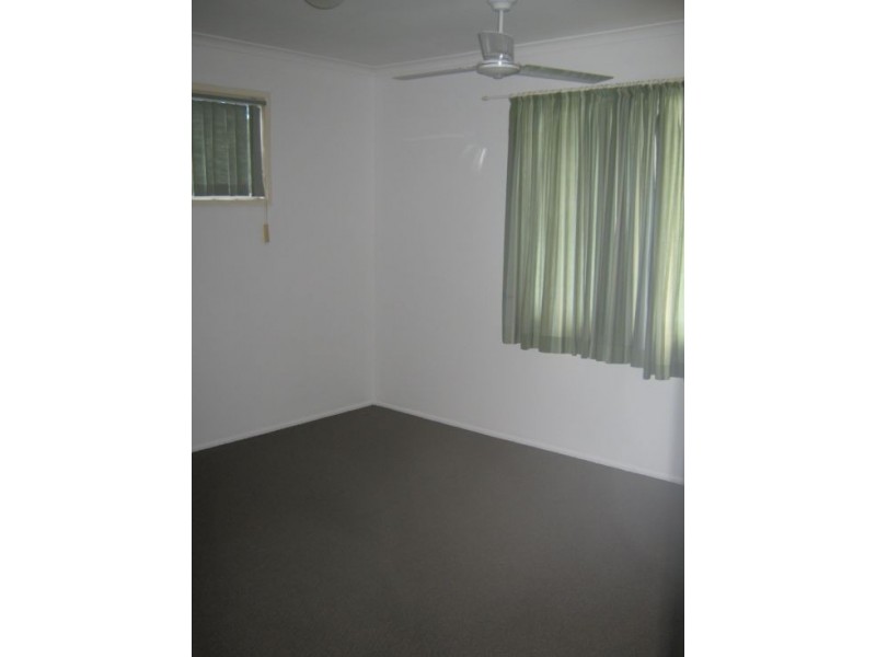 33B Murphy Street, Point Vernon QLD 4655