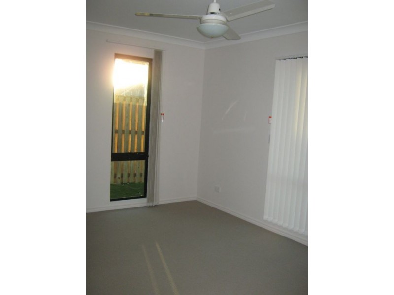 7 Parklink Ave West, Wondunna QLD 4655