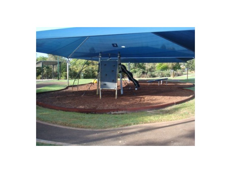7 Parklink Ave West, Wondunna QLD 4655