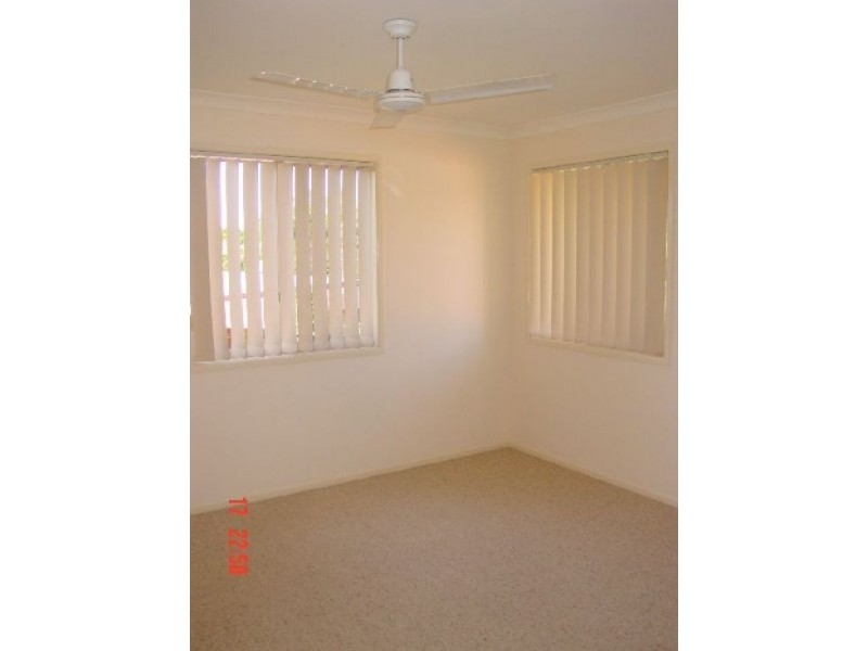 8 / 24  Zephyr Street, Scarness QLD 4655