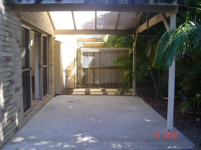 8 / 24  Zephyr Street, Scarness QLD 4655