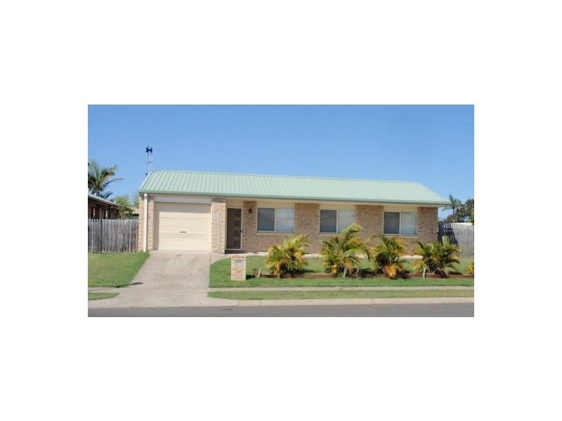 62 Ann Street, Torquay QLD 4655