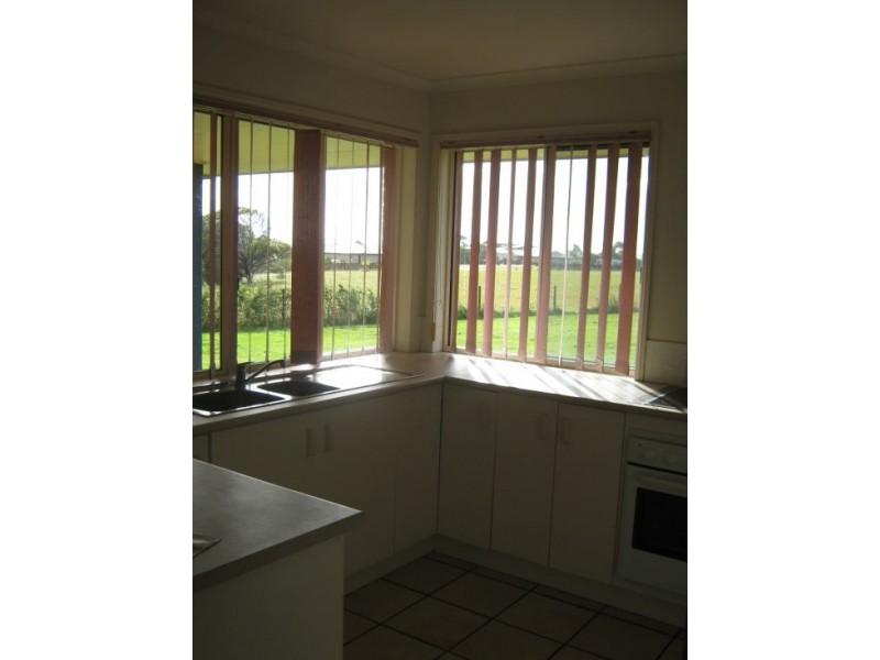 6 Stormy Rise, River Heads QLD 4655