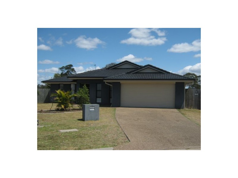 7 Golden Grove Court, Eli Waters QLD 4655