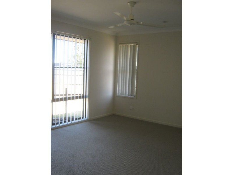 7 Golden Grove Court, Eli Waters QLD 4655