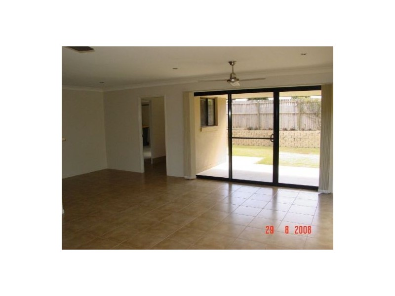 5 / 63 McLiver Street, Kawungan QLD 4655