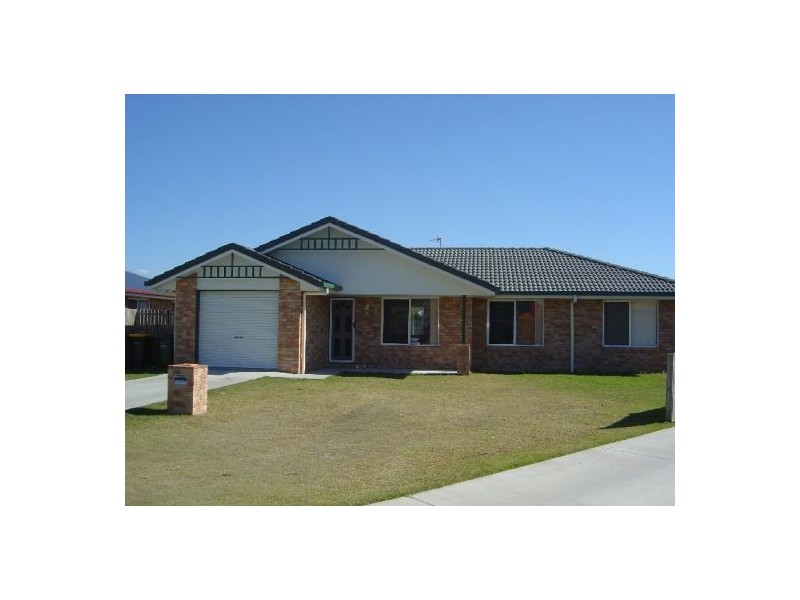 9 Marloo Court, Urangan QLD 4655