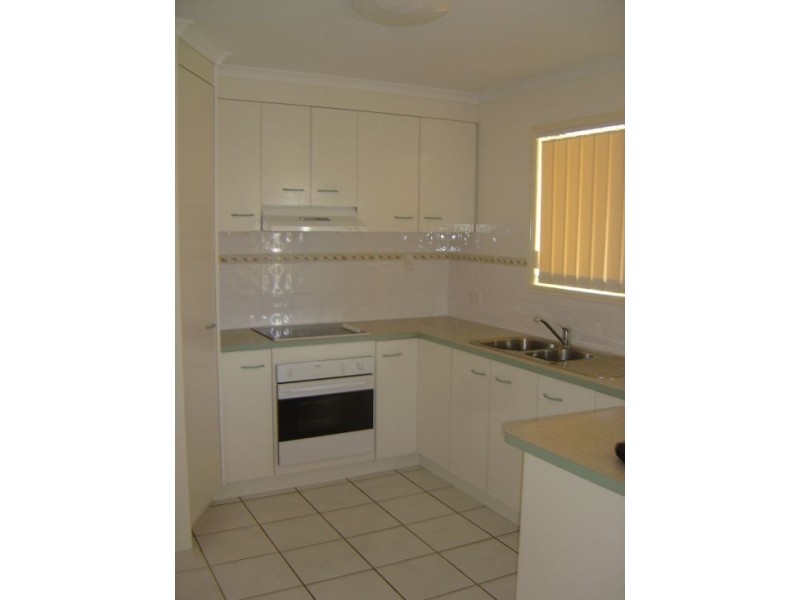 9 Marloo Court, Urangan QLD 4655