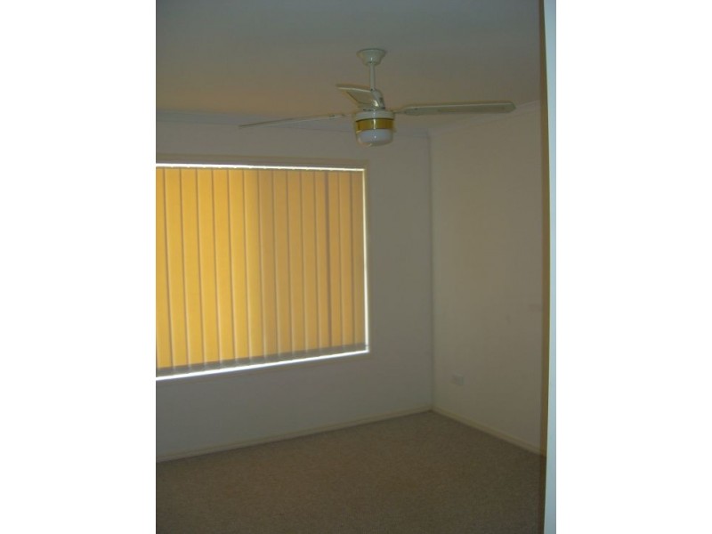 9 Marloo Court, Urangan QLD 4655