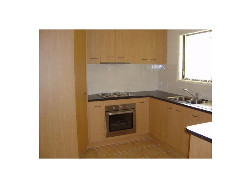 20 Pialba Downs, Eli Waters QLD 4655