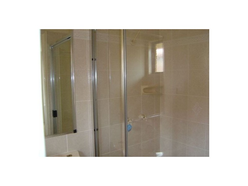 20 Pialba Downs, Eli Waters QLD 4655