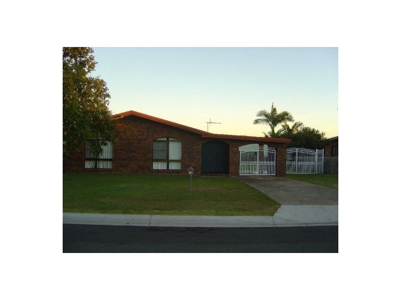 10 Maryanne Court, Point Vernon QLD 4655