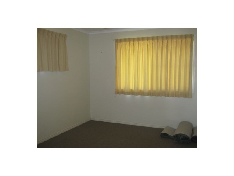 10 Maryanne Court, Point Vernon QLD 4655