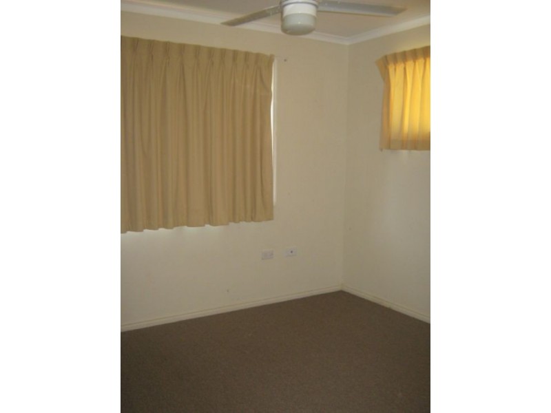 10 Maryanne Court, Point Vernon QLD 4655