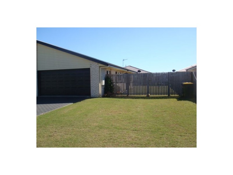 7 Protector Way, Eli Waters QLD 4655