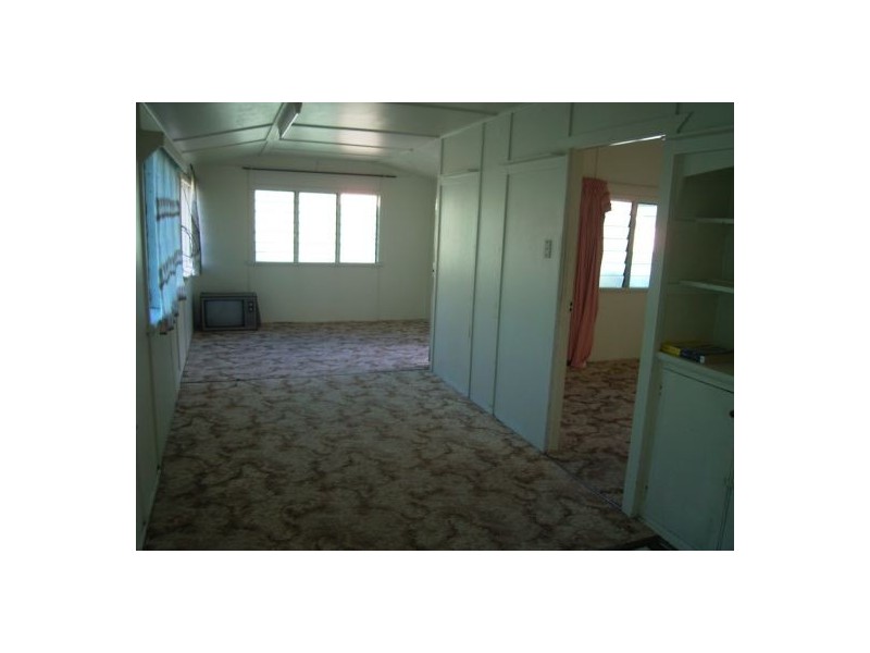 5/563 Esplanade, Urangan QLD 4655