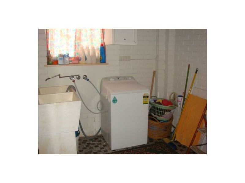 10 Leith, Pialba QLD 4655